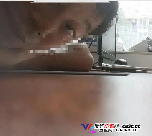 医托在长沙三甲医院“忽悠”病患前往中医馆,记者暗访曝光层层套路(10) 医托在长沙三甲医院“忽悠”病患前往中医馆,记者暗访曝光层层套路(10)